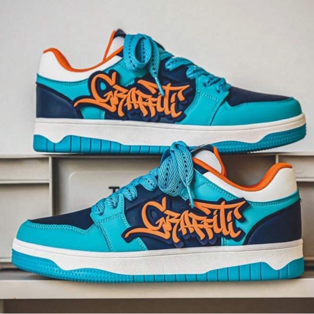 Brand new shoes size 11